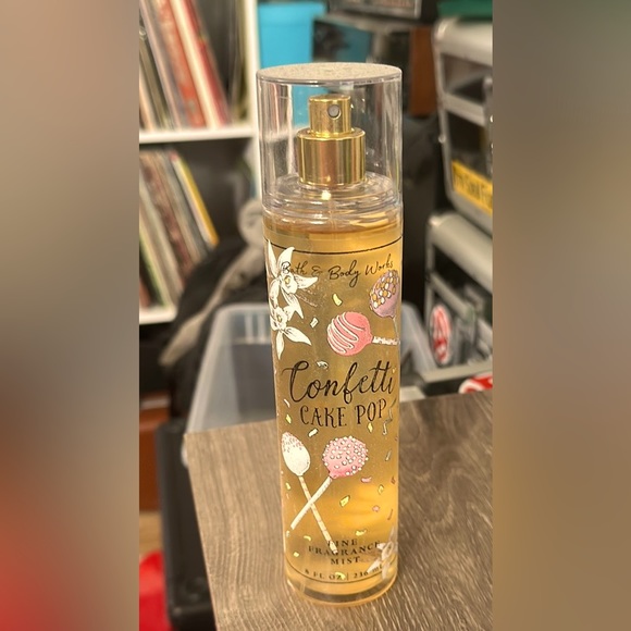 Bath & Body Works Bath & Body Confetti Cake Pop Poshmark